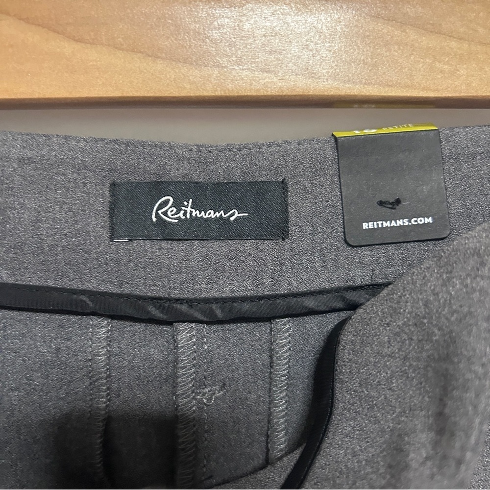 Reitmas Stylish Gray Belted Trousers Women’s size 16P Office Business Church - Picture 5 of 10